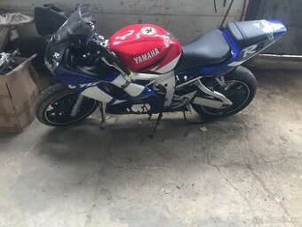 Yamaha YZF R6   N.D