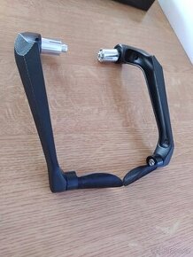 Chrániče páček na motorku černá/vruby