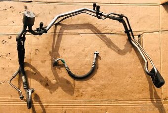 Potrubí Peugeot 307