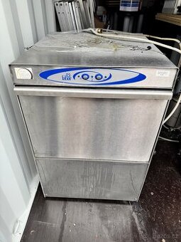 Myčka pro gastro provoz