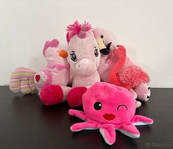 Růžoví plyšáci