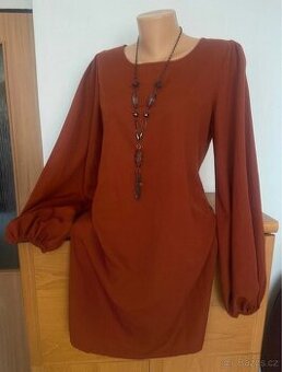 Nové Šaty Shein velikost M/38