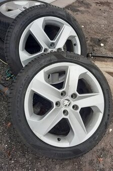 nd z škoda superb 2 1,8tsi 118kw vinová