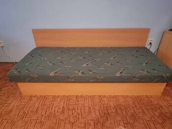 Valenda s uložným prostorem