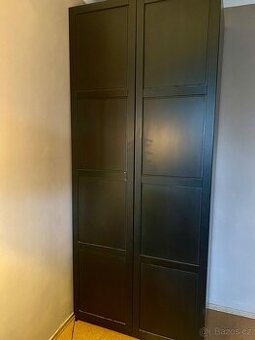IKEA šatní skříň 234 cm – 100 cm šířka – černá