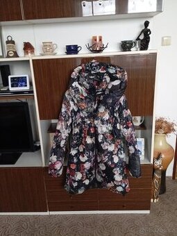 Dámský zimní kabát