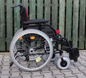 087-Mechanický invalidní vozík Vitea-Care.