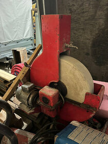 Brus na nože nůžky a jiné