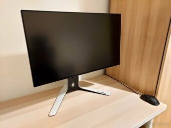 Dell Alienware AW2721D – 27", 240 Hz, G-Sync Ultimate, top 