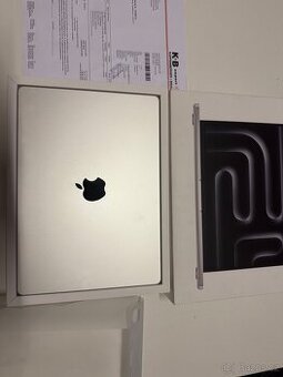 Prodam apple macbook pro 14”  M5  2025