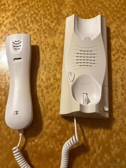 Domovní telefon