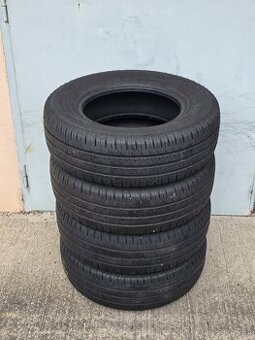 215/70/15 Letní pneumatiky Nexen