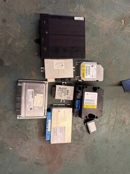 BMW e46 330i jednotky