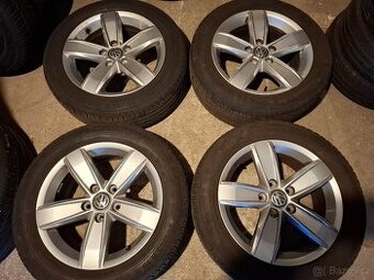 Alu disky 16" na Volkswagen ET 42 a 205/55/16 Barum 7 mm