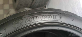 pneu 225/40 ZR19 Kormoran