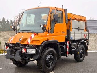 Mercedes Unimog