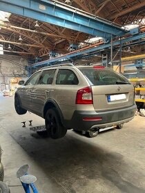 Škoda Octavia 2 Scout 2.0 TDI 103kW BMM KXV 9202