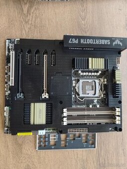Asus Sabertooth P67 - 1