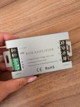 LED zesilovač RGB signálu-zatížení až 30A celkem dva kusy