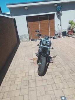 Harley Davidson fat bob - 1