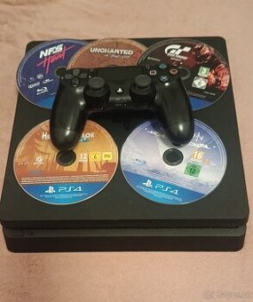 PlayStation 4