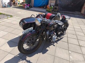 Moto M750