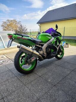 Kawasaki ninja zx6r