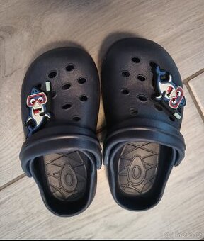 Chlapecké crocsy a sandálky