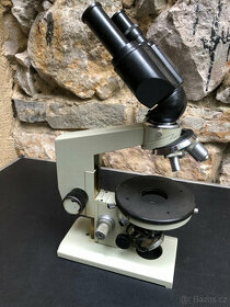 Binokulární mikroskop Lomo Biolam
