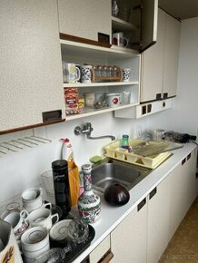 Stará kuchyně s vybavením - 1