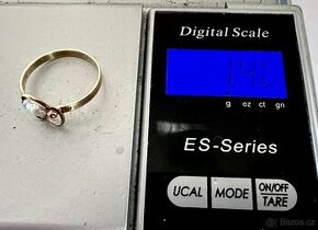 Zlatý dámský prsten s perlou Zlato 585/1000 (14 kt),1,40g - 1