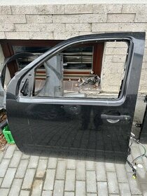NISSAN NAVARA D40