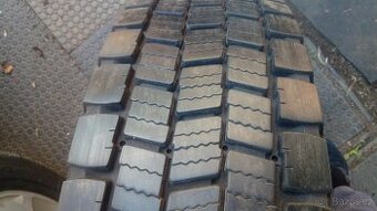 Pneu 215/75R17,5 Michelin XDE2, M+S s diskem.