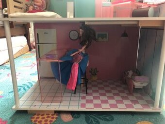 Domeček pro Barbie