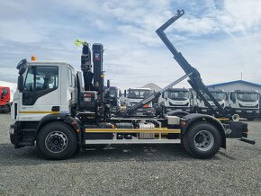 NOVÉ IVECO 180E28 RUKA HIAB 158 + NOSIČ KONTEJNERU 10T