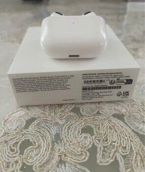 AirPods 3