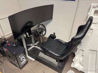 Závodní simulátor Playseat/Logitec/Samsung