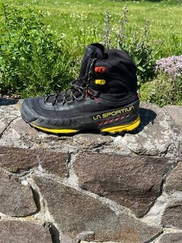 Trekové boty La Sportiva TXS GTX - black/yellow