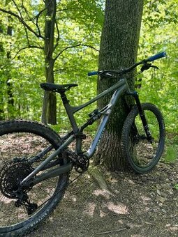 Specialized Status 160mm vel.S5 + příslušenství