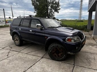 Mitsubishi Pajero Sport r.v. 2000