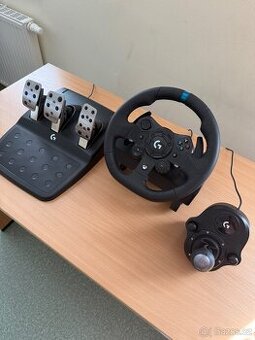 Herní volant Logitech G923 + řadicí páka – velmi dobrý stav - 1
