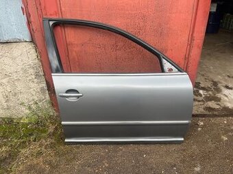 Pravé přední dveře VW Passat B5,5 Sedan