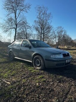Škoda Octavia 1,6 benzín + LPG