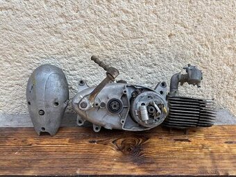 Jawa 05 pionyr motor