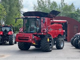 Case IH AF 8250 kolový