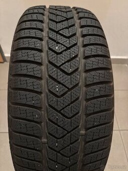 225/45R18 Pirelli WINTER SOTTOZERO