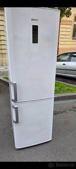 Lednice s mrazakem Beko No Frost