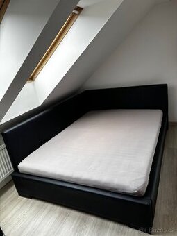 Postel 140x200cm - černá koženka