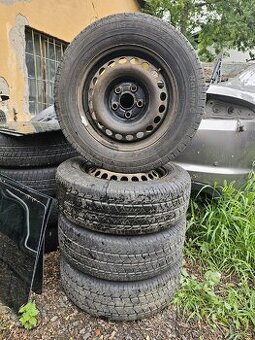 Kola plechové disky letní pneu 215/65R16 C VW T5