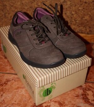 NOVÉ dámské značkové kožené boty vel. 36 – SLEVA 50%